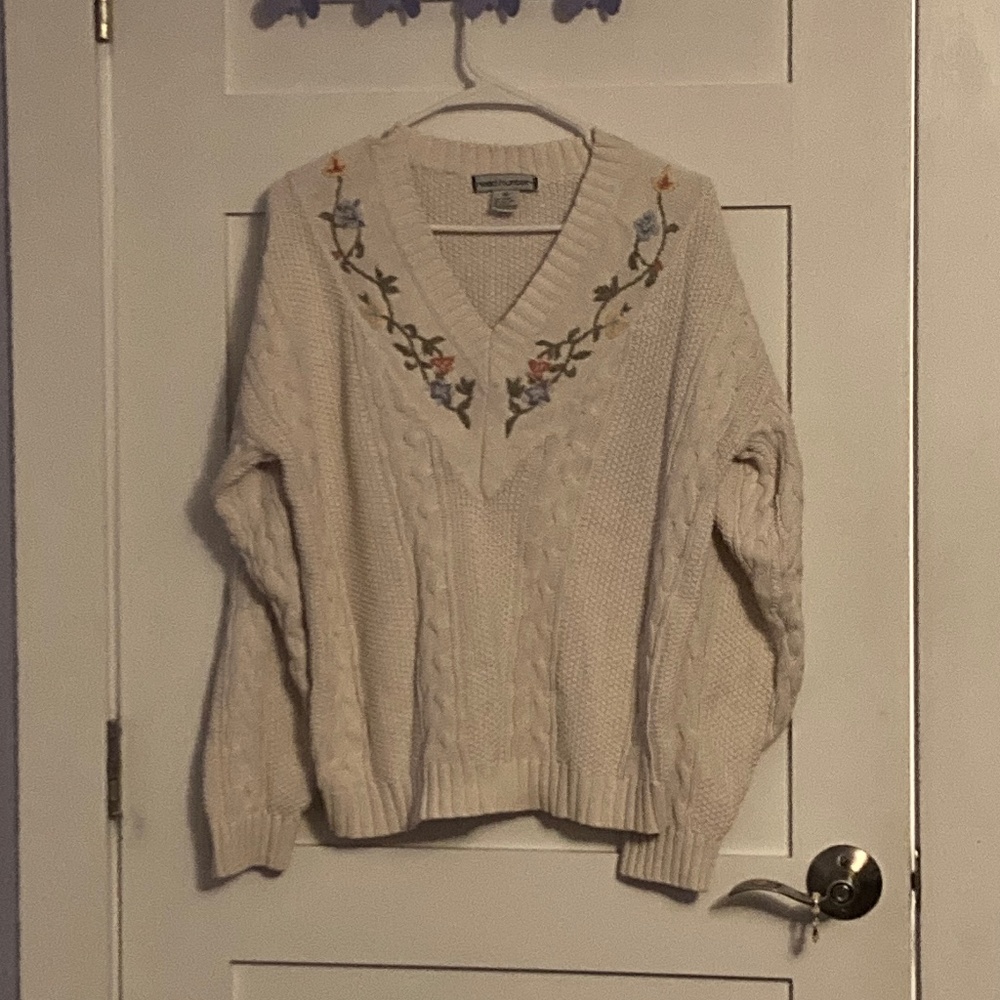 Reed Hunter Embroidered Sweater